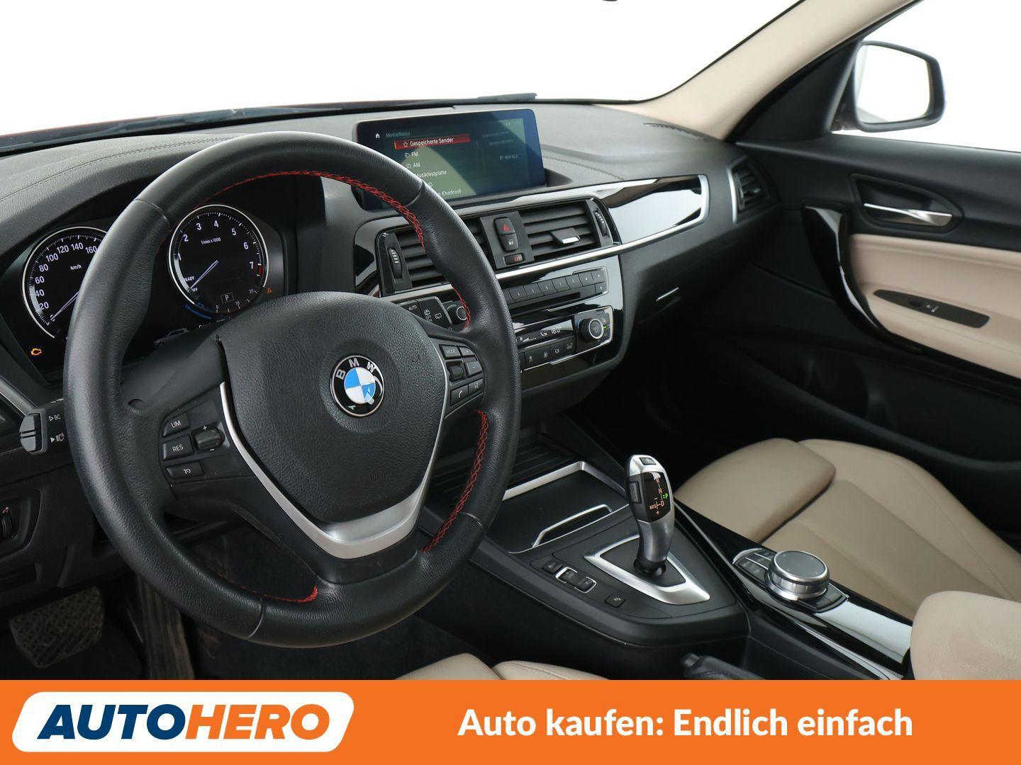 BMW 1er 120i Sport Line Aut.*NAVI*LED*TEMPO*PDC*SHZ*