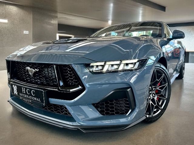 Ford Mustang GT V8 Fastback Automatik Neues Modell