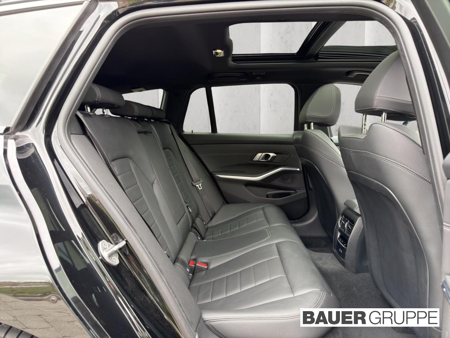 BMW M340i xDrive Touring Facelift 2, Park-Assistent,