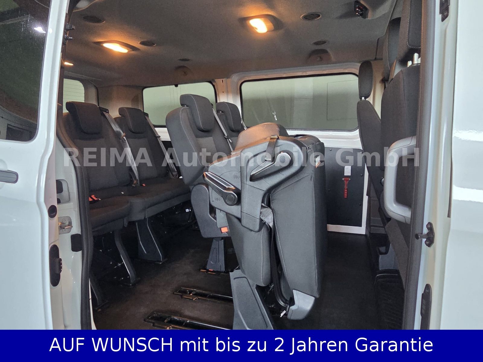Fahrzeugabbildung Ford Transit Custom 2,0 TDi Kombi 9 Sitzer, Kamera