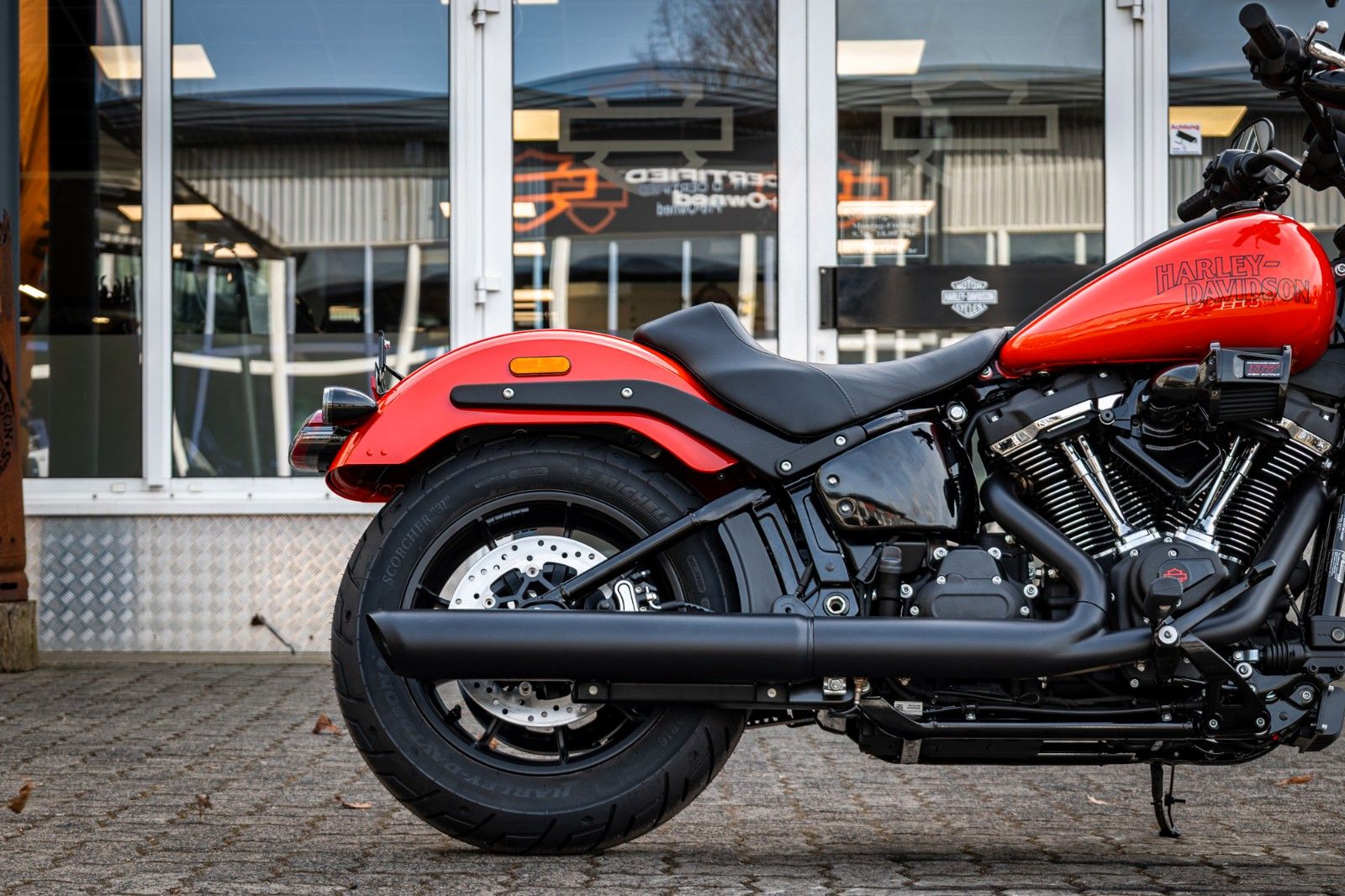 Fahrzeugabbildung Harley-Davidson FXLRS LOW RIDER S 117 MY26