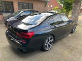 BMW 730d M-Sportpaket Schiebedach Laser Leder - BMW 730 aus 2015
