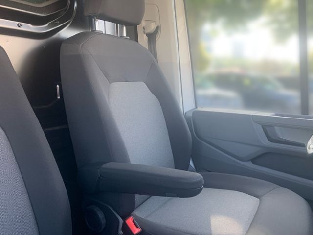 Fahrzeugabbildung Volkswagen Crafter Kasten 35 MR 2.0TDI 103KW 6-Gang AHZV KL