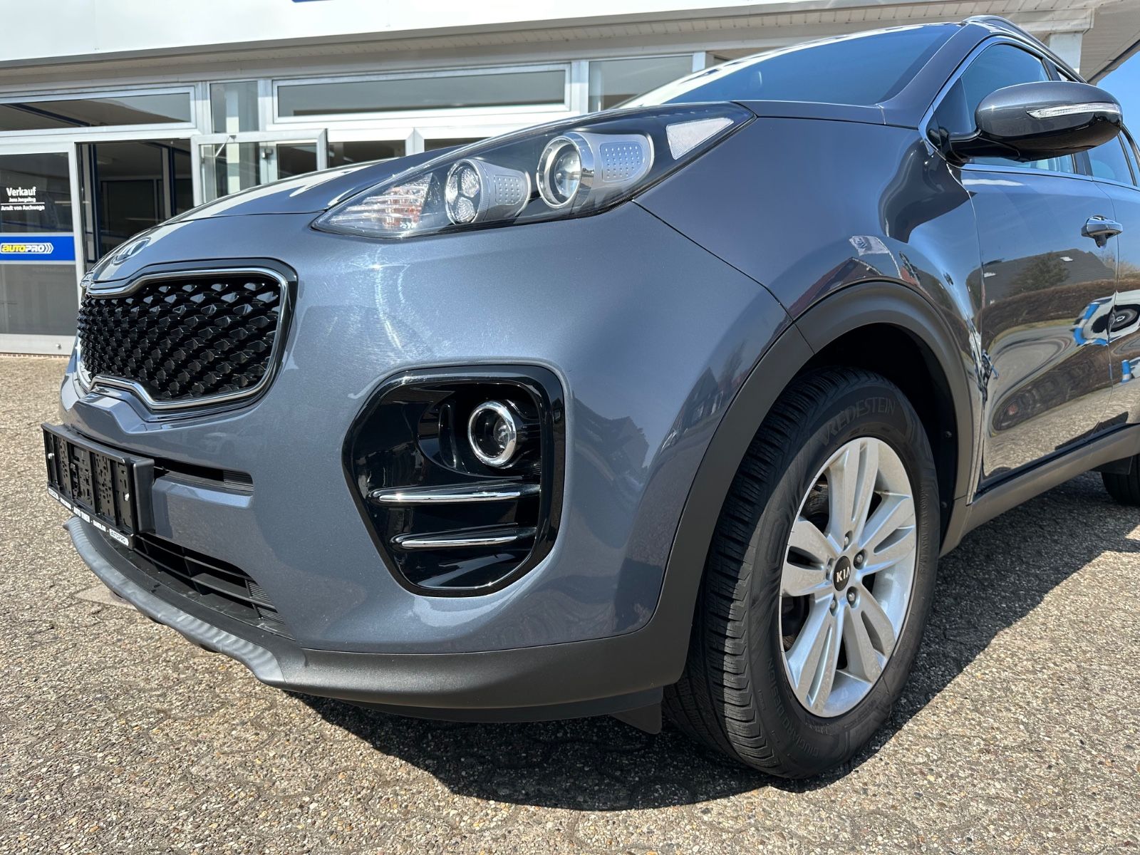 Fahrzeugabbildung Kia Sportage 1.6 GDI Dream Team Navi/SHZG/GRA/BT/GJR