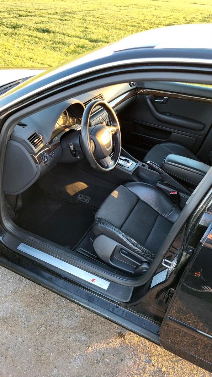 Audi A4 2005 — photo 11