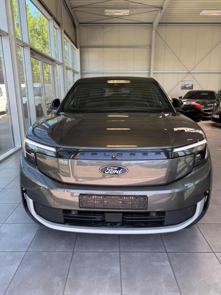 Fahrzeugabbildung Ford Explorer Premium RWD wärmepumpe/heatpump