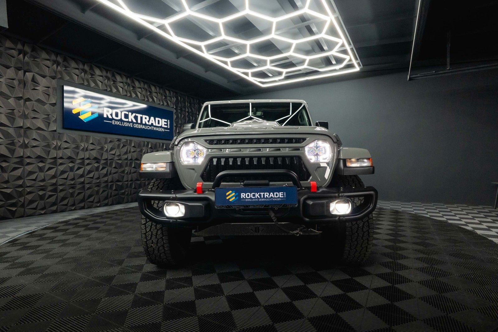 Fahrzeugabbildung Jeep Wrangler 2.0 T UNLIMITED SAHARA OFFROAD 4x4 LED