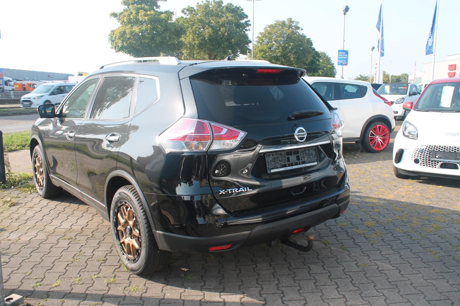 Nissan X-Trail 1.6 dCi Aut.*P-Dach*LED*AHK*Navi*360°