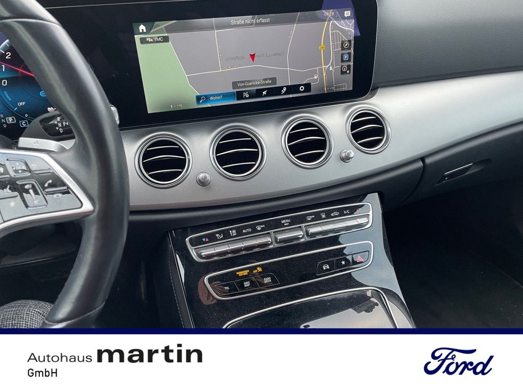 Fahrzeugabbildung Mercedes-Benz E 300 T e Avantgarde LED ACC KAMERA PTS SHZ