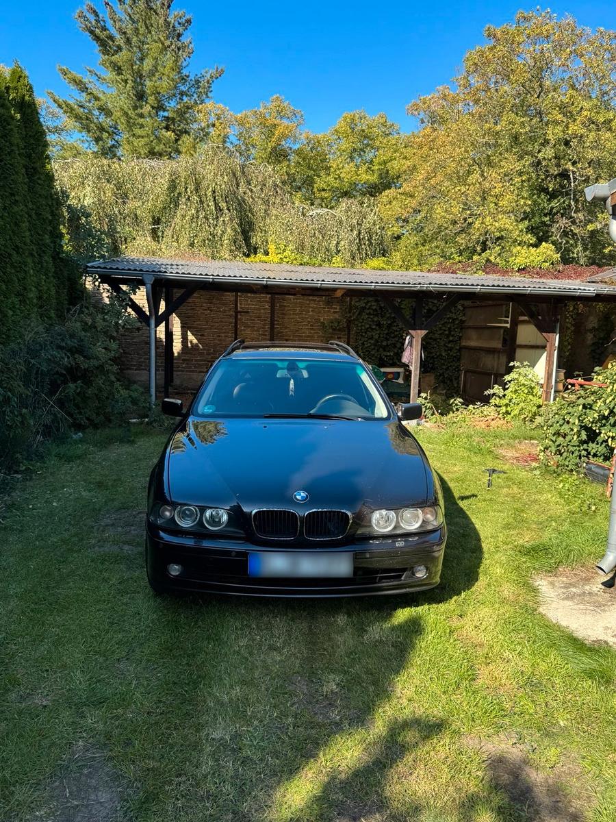 BMW 530
