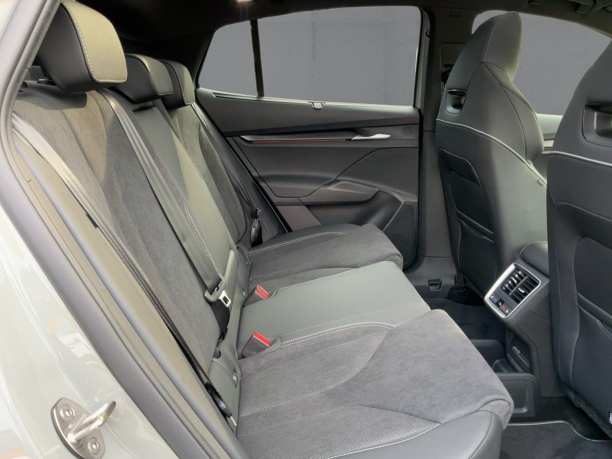Skoda Enyaq - Bild 12