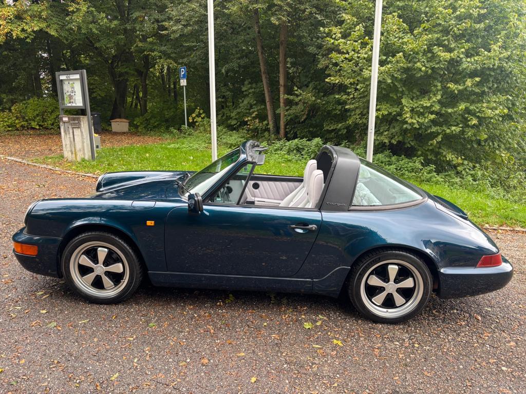 Porsche 964