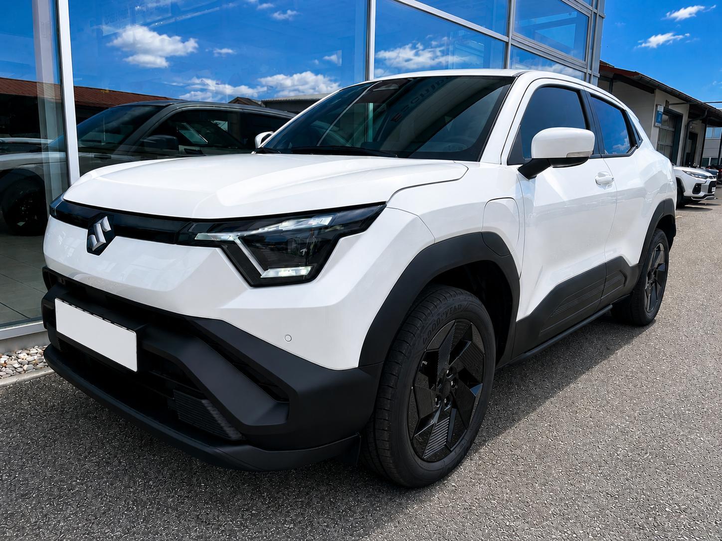 Suzuki e Vitara Club eAxle  106 kW (144 PS) 49 kWh-B...