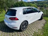 Volkswagen e-Golf mit Vollausstattung DEKRA geprüft - E-Autos