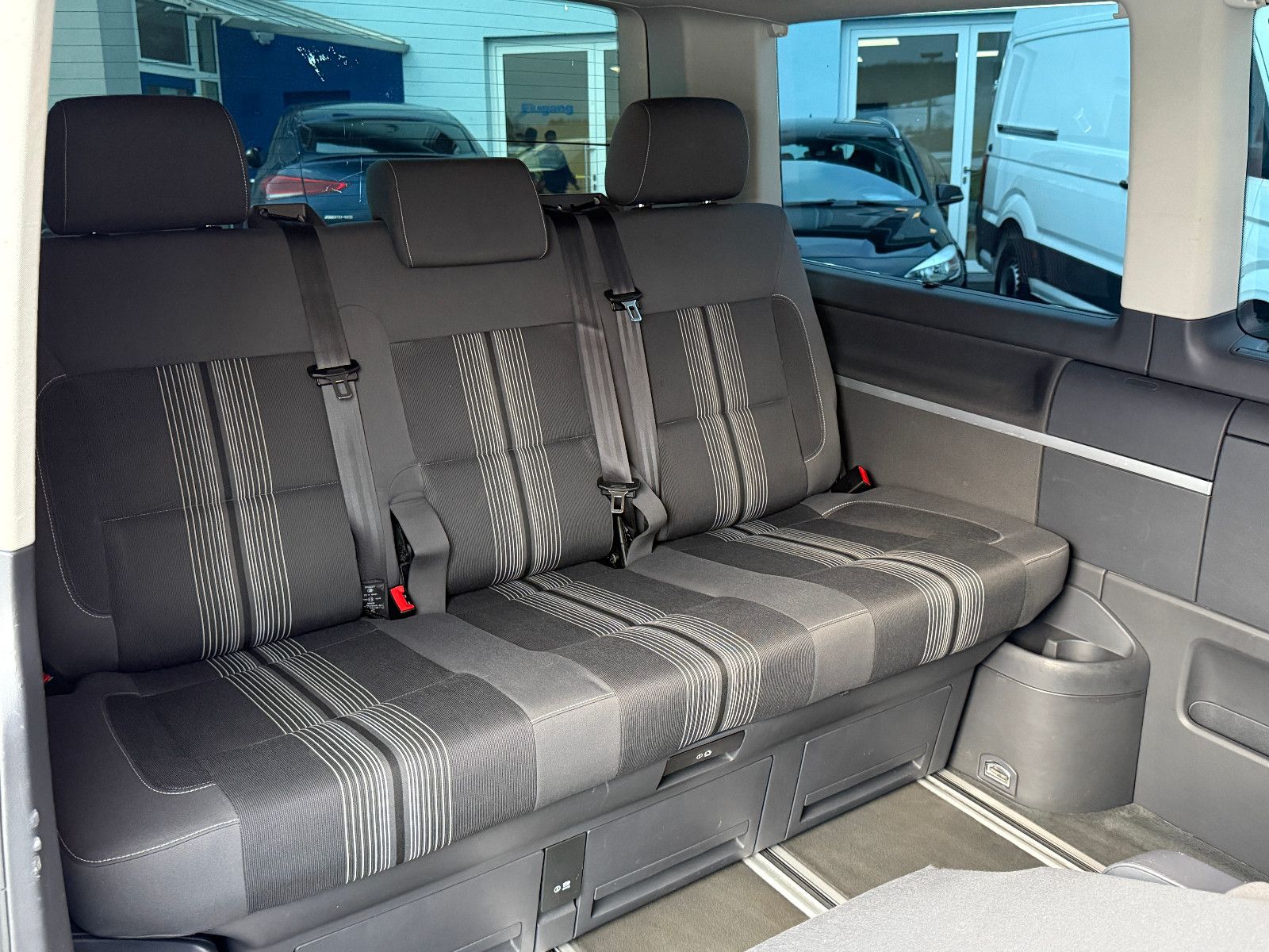 Fahrzeugabbildung Volkswagen T5 Multivan Edition 25 DAB GRA Side-Assist PDC