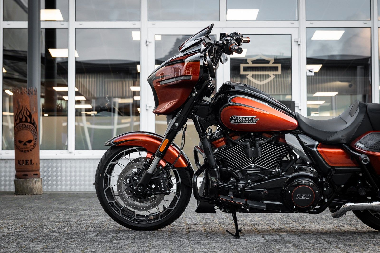 Fahrzeugabbildung Harley-Davidson CVO Street Glide FLHXSE 121 Cui - KESSTECH -