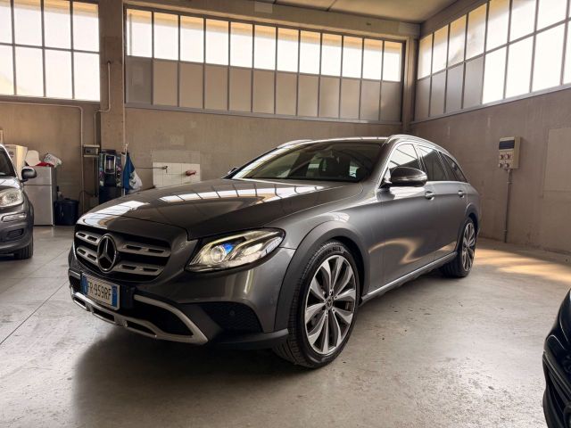 MERCEDES-BENZ Mercedes-benz E 220 d S.W. 4Matic Auto Premium A