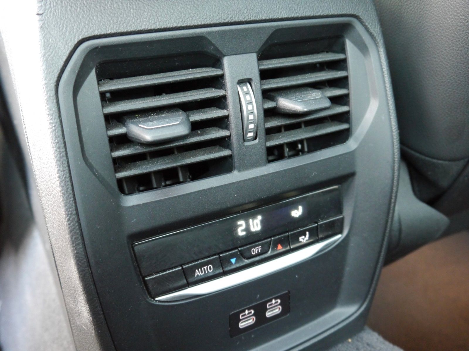 BMW 420 d Coupé M Sport PANO LED R.KAM. H&K CARPLAY foto 8