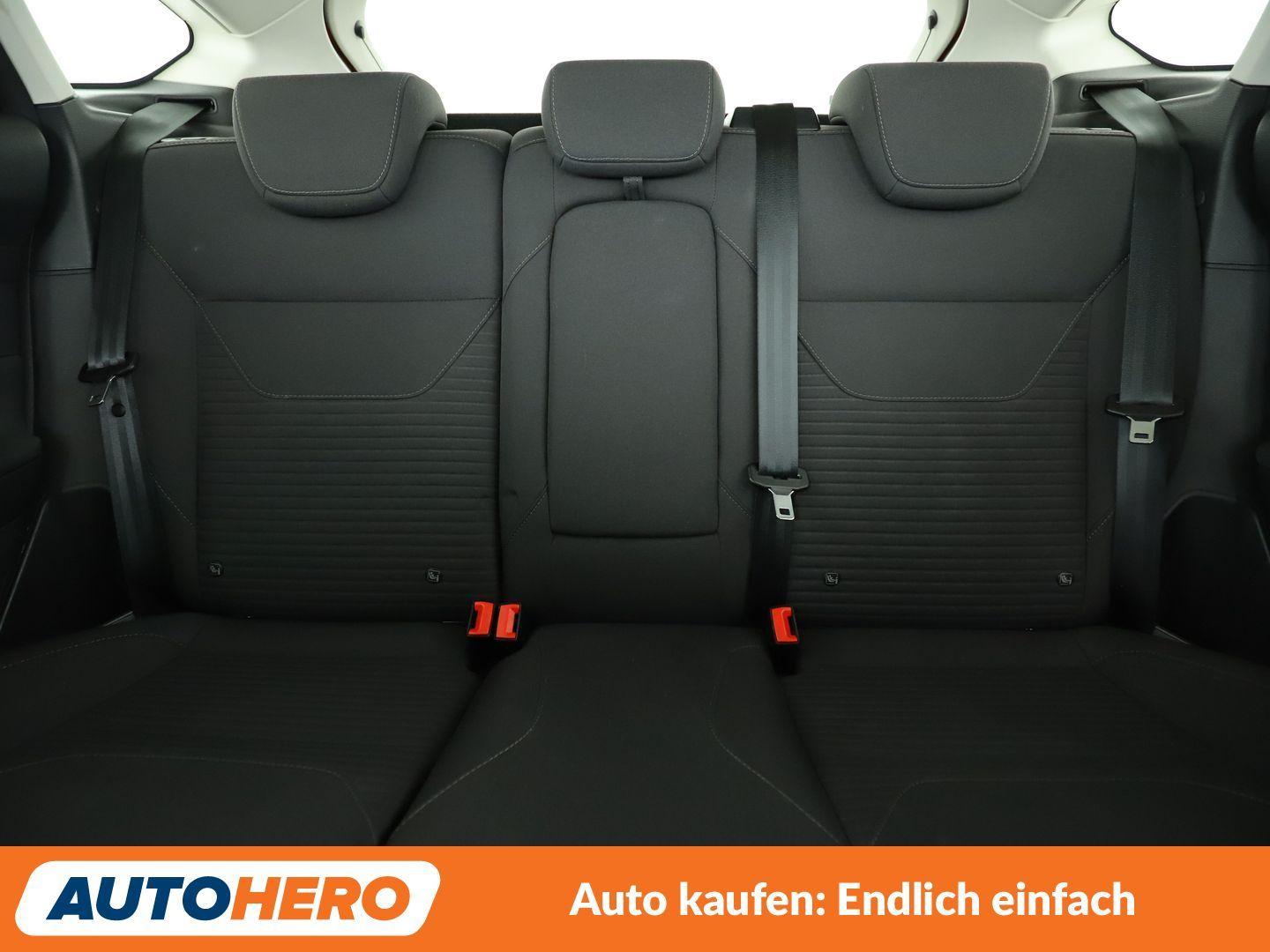 Ford Focus 1.5 EcoBoost Titanium Aut*NAVI*TEMPO*PDC*