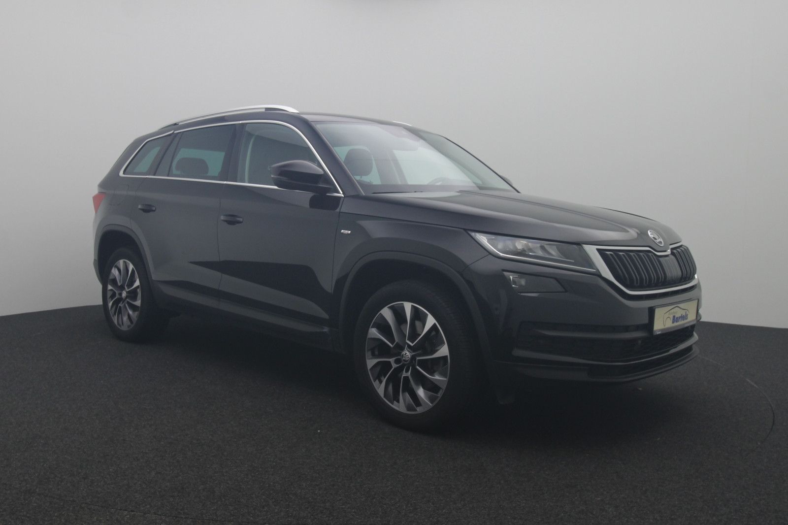 Fahrzeugabbildung SKODA Kodiaq Drive 125 4x4 DSG AHK Navi Standheizung