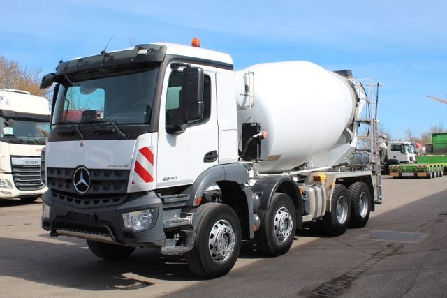 Mercedes-Benz 3240 B 8x4 mit Putzmeister P 10 CUL, TOP ZUSTAND