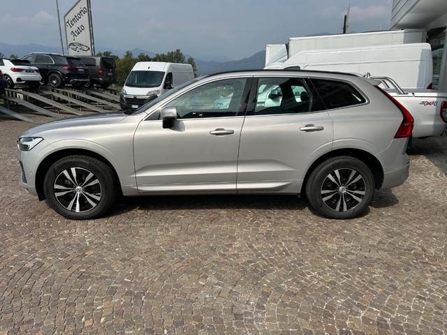 Other VOLVO XC60 B4 (d) AWD automatico MOMENTUM imagem 3