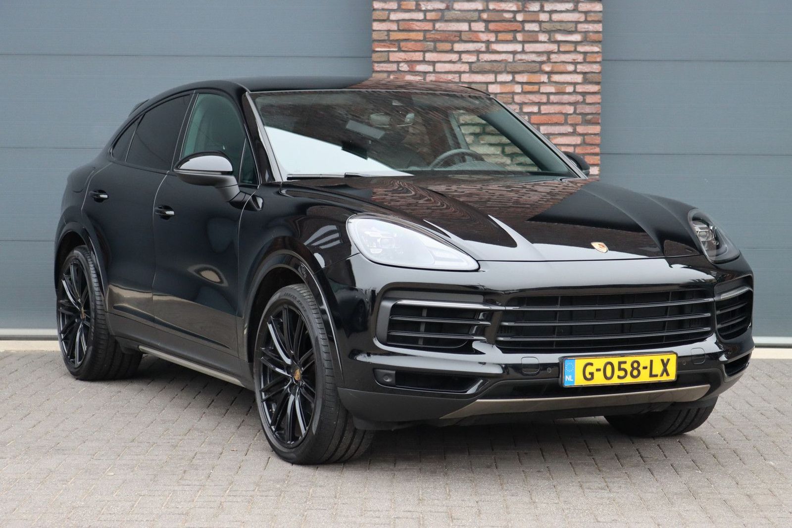 Porsche Cayenne Coupé 3.0 Aut8 | Luchtvering | Panoramad imagem 3