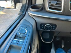 Fahrzeugabbildung Ford Tourneo Custom "Nugget" 320 L1/1Hd/AUFSTELLDACH!