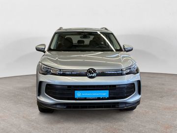 Volkswagen Tiguan - 9