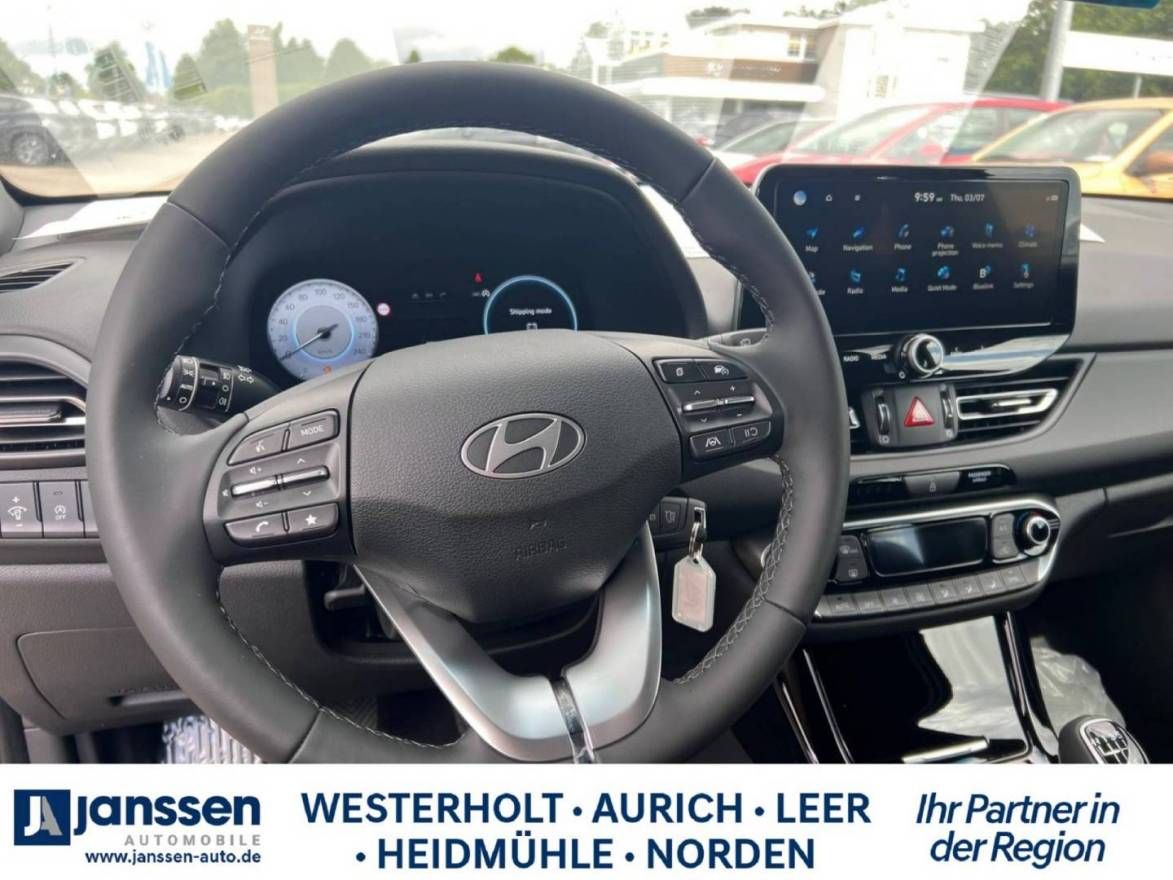 Fahrzeugabbildung Hyundai i30 Advantage,PDC, Navi,Rückfahrkamer,Sitzheizun