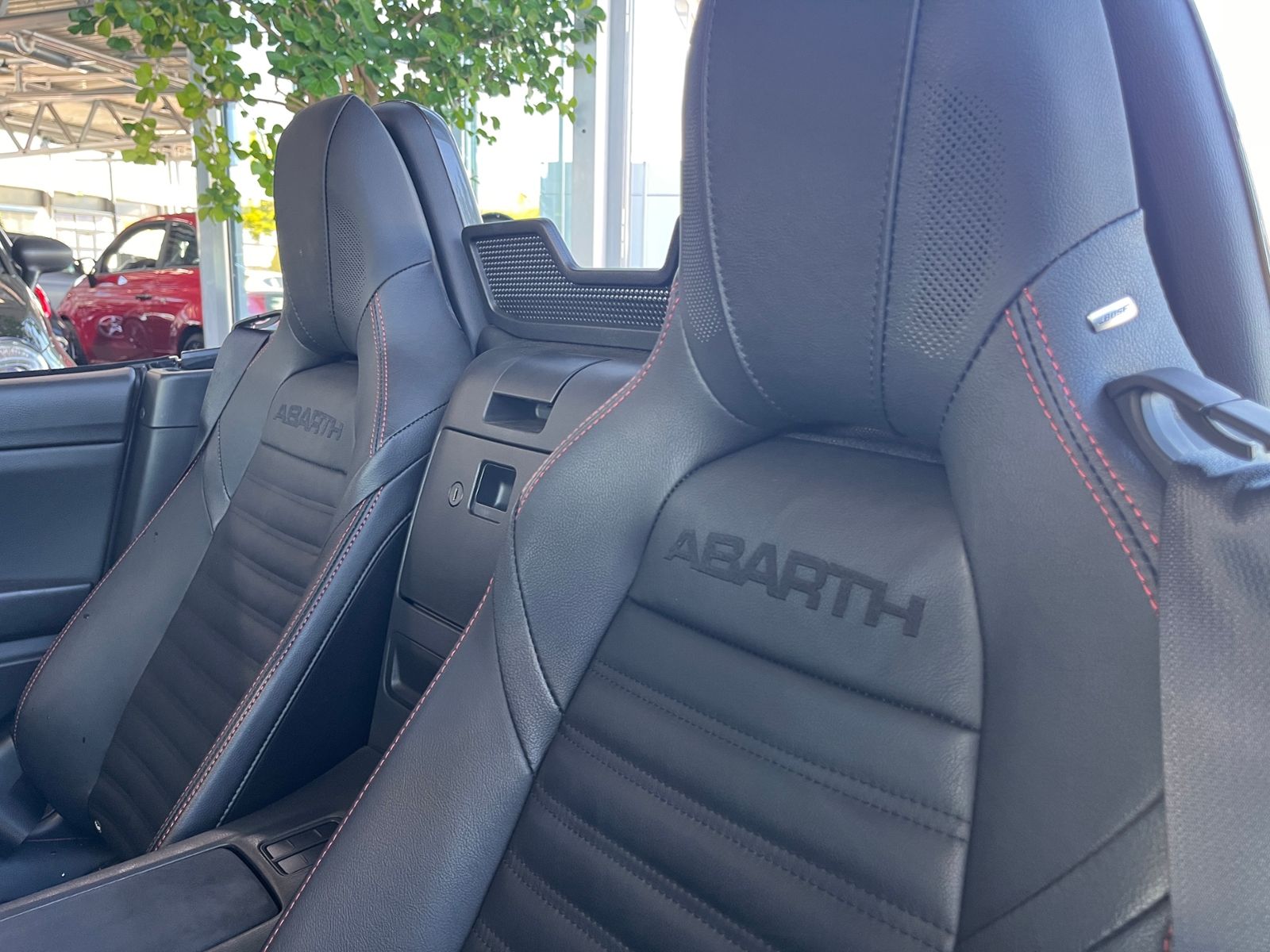 Fahrzeugabbildung Abarth 124 Spider Turismo LED BOSE NAVI