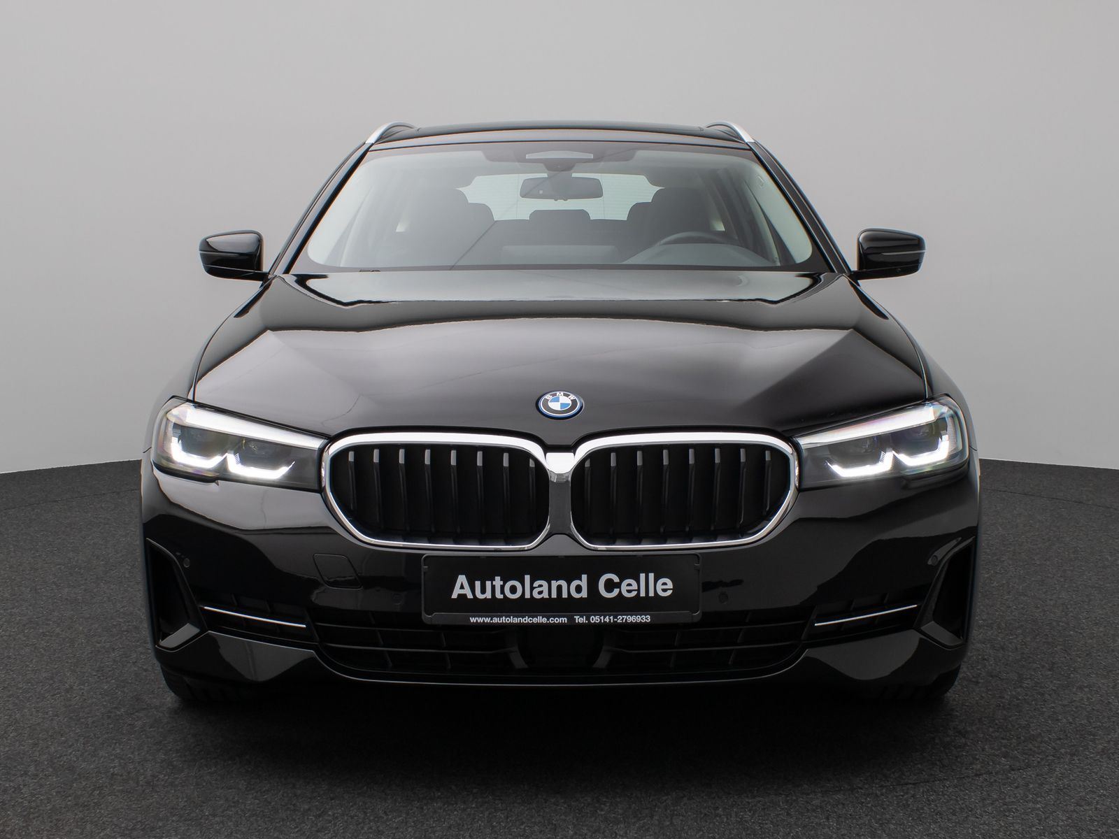 Fahrzeugabbildung BMW 530e Panorama Leder DAB H/K WLAN Stop&Go Alarm
