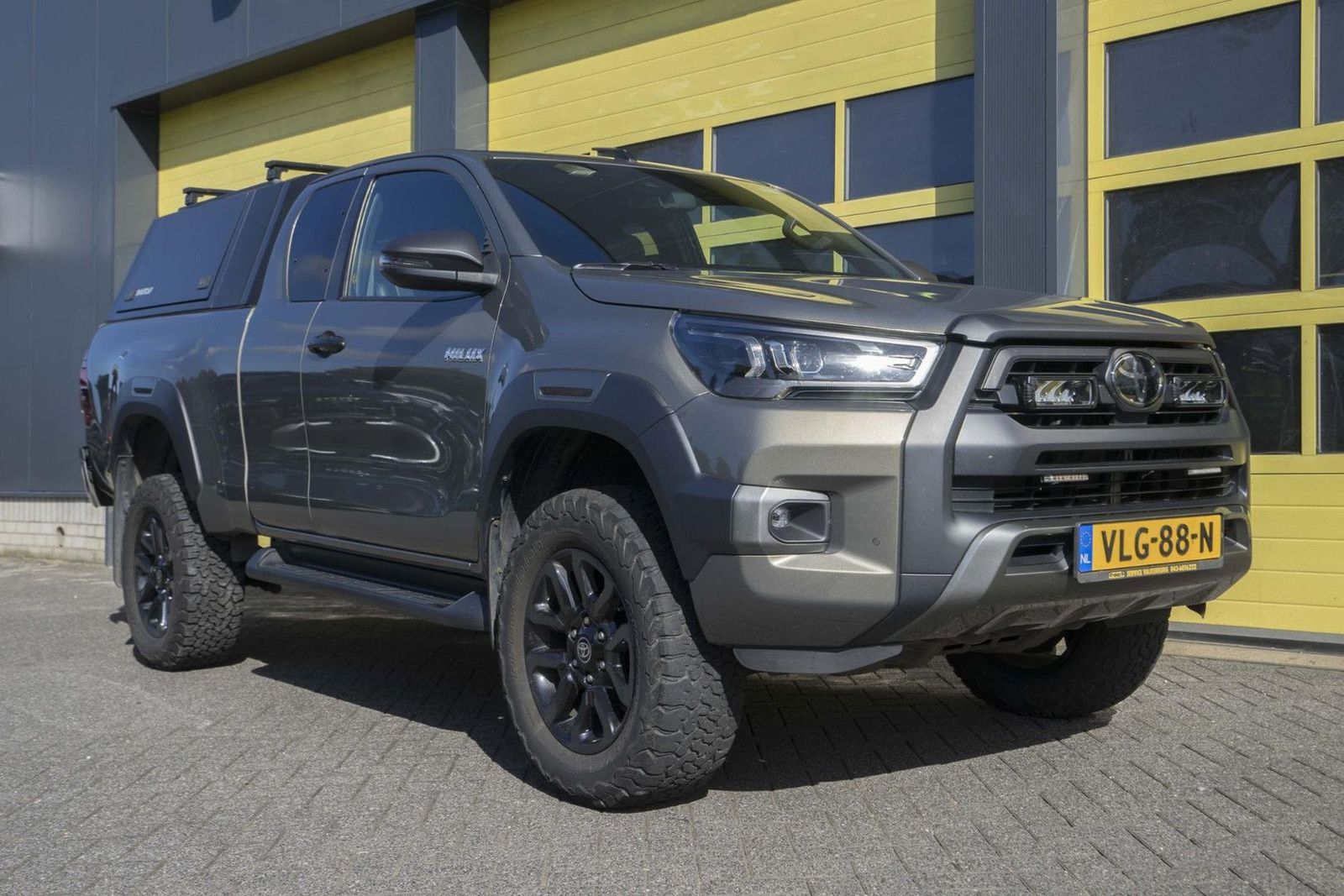 Toyota Hilux 2.8 D-4D Xtra Cab Invincible imagem 2