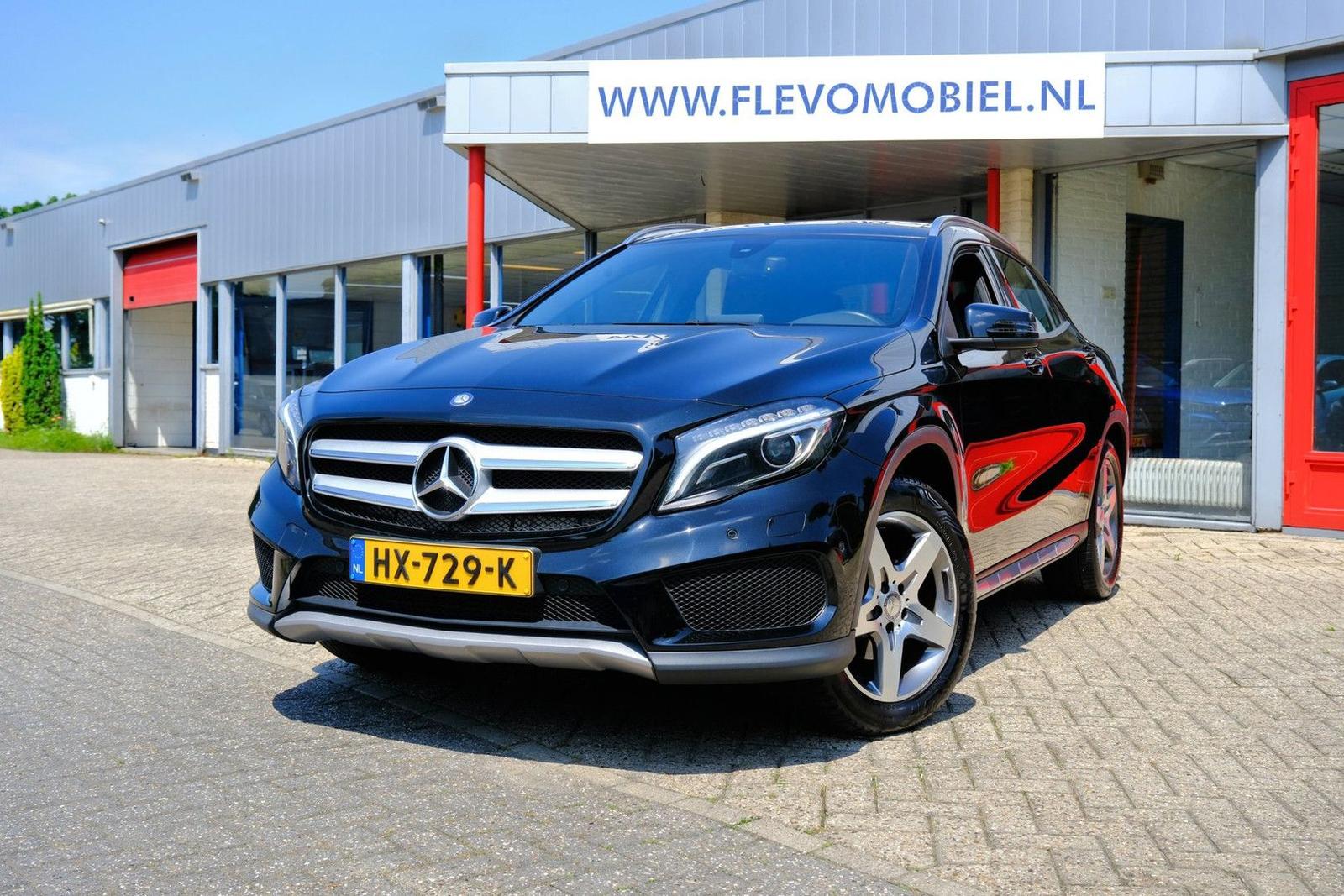 Mercedes-Benz GLA 180 Ambition AMG Aut. Pano|Leder-Alcantara|N