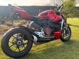 Ducati Streetfighter V2 - Offers