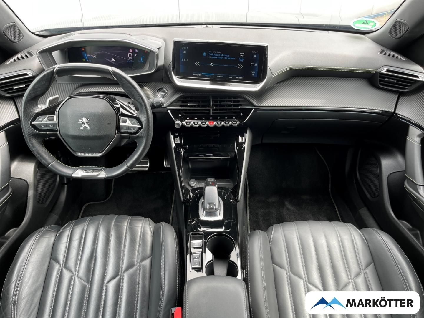 Peugeot 2008 GT ACC/AHK/Keyless/Kamera/Massage/S-Dach