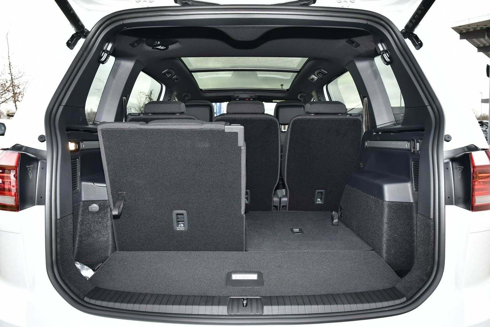 Fahrzeugabbildung Volkswagen Touran Highline 1,5 l TSI OPF 110 kW (150 PS) 7-