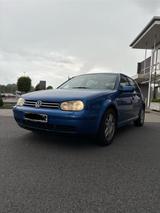Volkswagen Golf 1.6 SR Generation Automatik, AHK - Volkswagen Golf: Generation