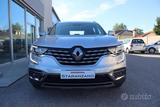 Renault Koleos Blue DCi 150 CV X-Tronic Business - silberne Renault Koleos