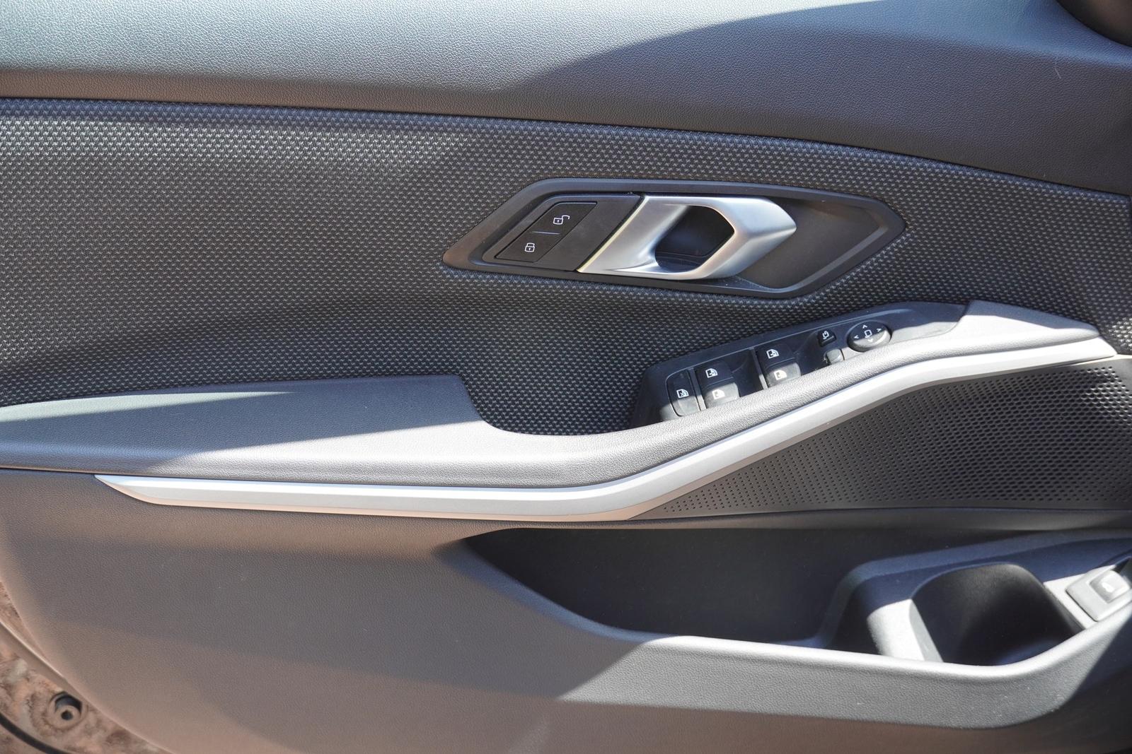BMW 3 Series iA Touring Advantage Tempomat LED Navi DAB, миниатюра 26