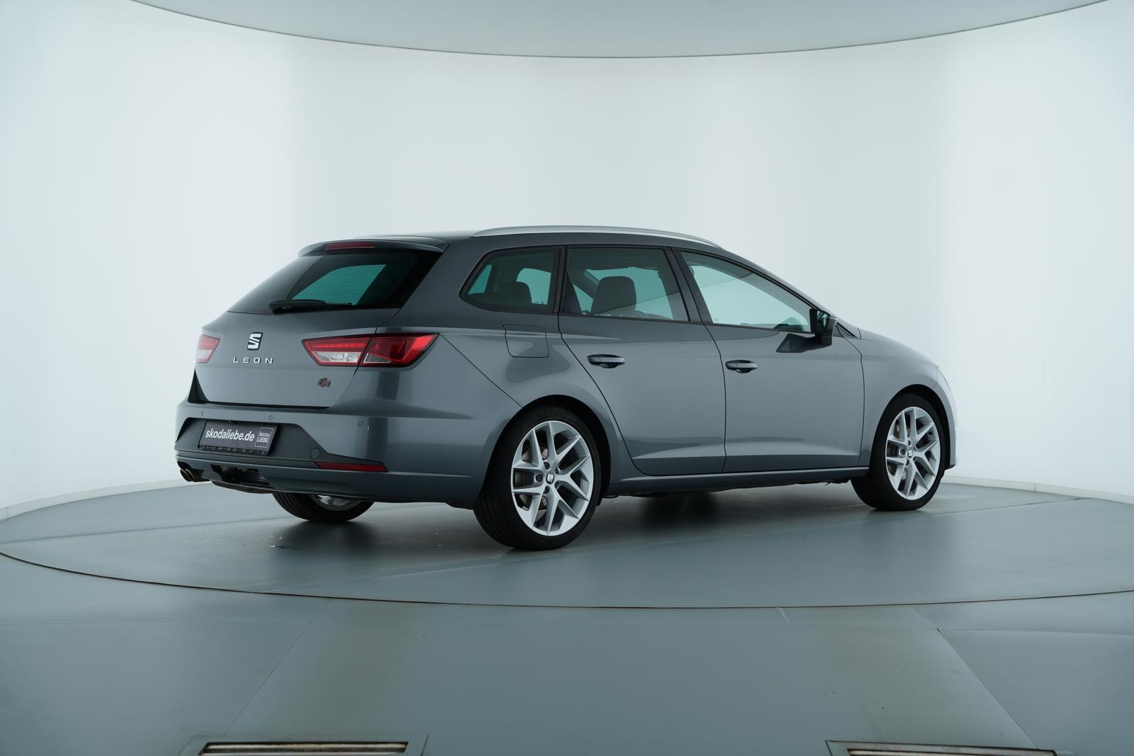 Seat LEON ST FR 1.8TSI COMBI SCHECKHEFT GEPFLEGT+AHK