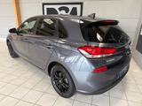 Hyundai i30 YES! Navi/PDC/RFK/SHZ/LHZ/LED - Hyundai: 30i