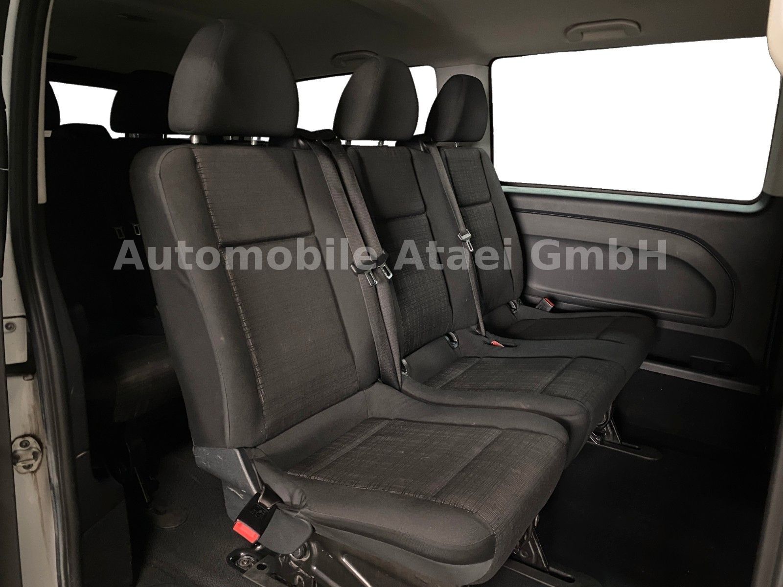 Fahrzeugabbildung Mercedes-Benz Vito Tourer extralang 114 Automatik NAVI (2937)