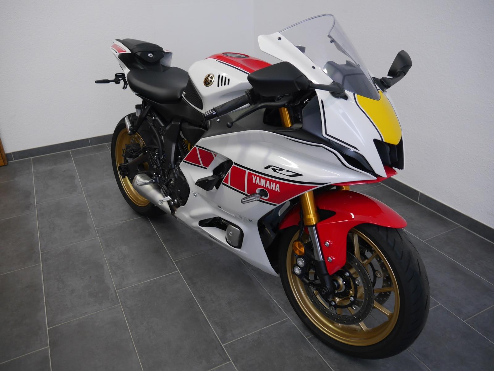 Yamaha YZF R 7 // Extras // WGP // sofort
