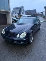 Mercedes-Benz Mercedes Benz E500 - gebrauchte Mercedes-Benz E 500 aus dem Jahr 2002