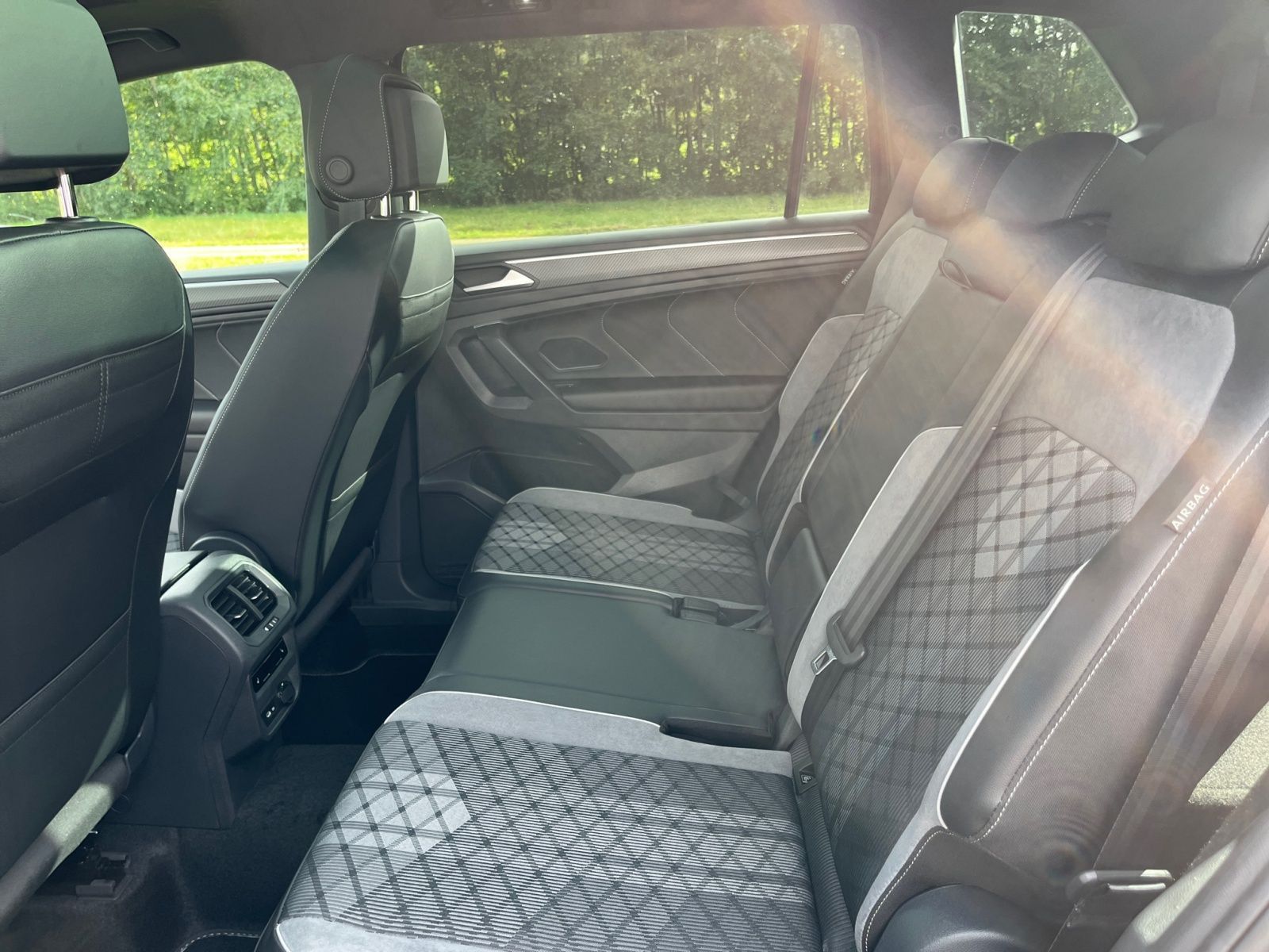 Volkswagen Tiguan Allspace - Bild 11
