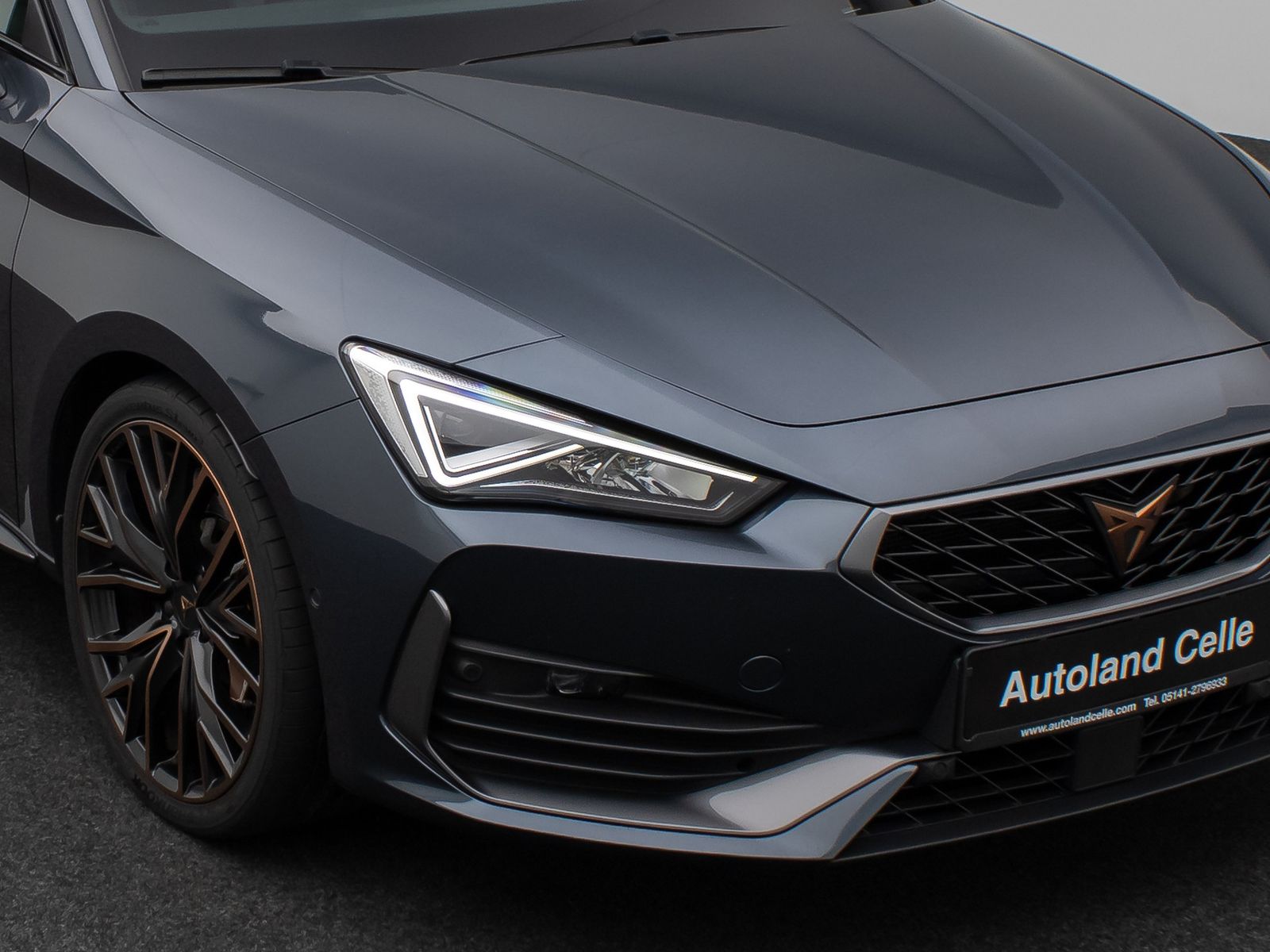Fahrzeugabbildung CUPRA Leon DAB Kamera Lenkrhzg ACC LED Sport
