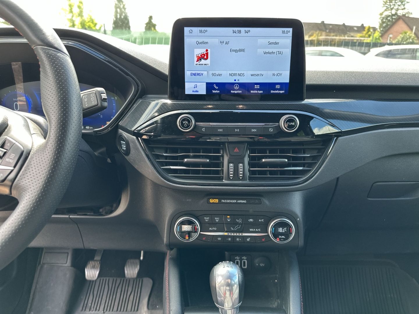 Fahrzeugabbildung Ford Kuga ST-Line X 1.5 EcoBoost EU6d HUD Navi Digita