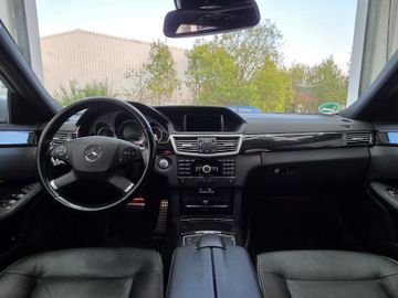 Mercedes E 350 - 8