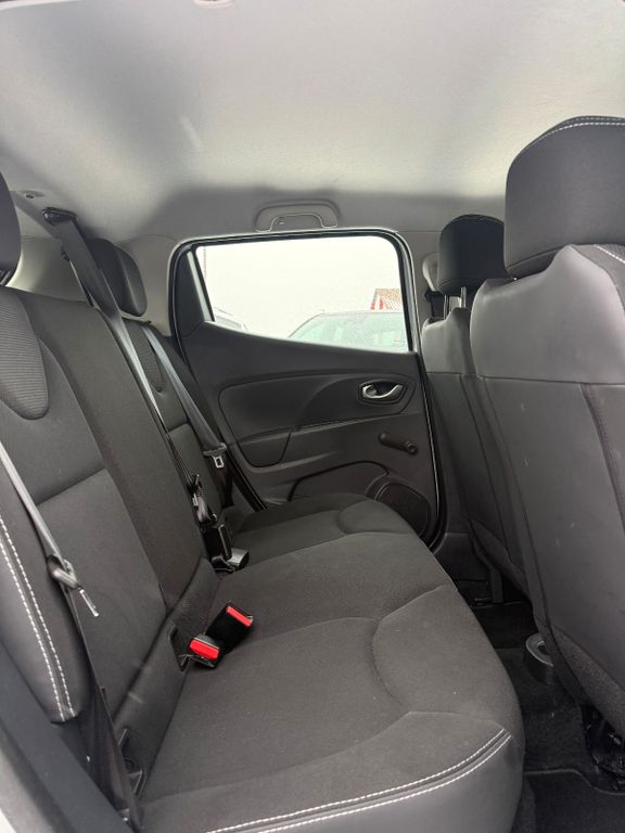 Renault Clio - Bild 17